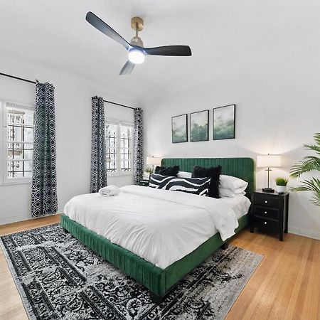 Beverly Hills Stylish & Central 1 Bedroom Apt + Parking ลอสแอนเจลิส ภายนอก รูปภาพ